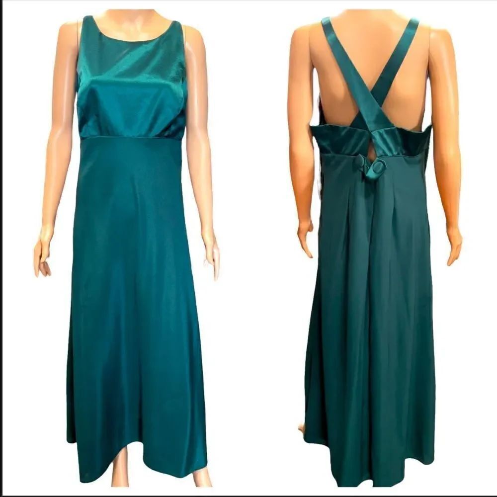 1001 Nights Green Crossed Back Straps Long Gown Size 18